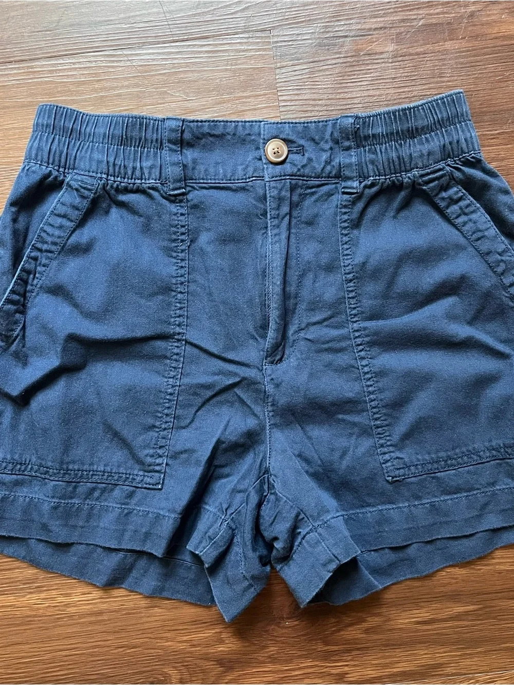Gap Navy Pull-On Women’s Shorts Elastic Waist Cotton Rayon Size 4